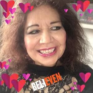 Meet your Posher, Herminia